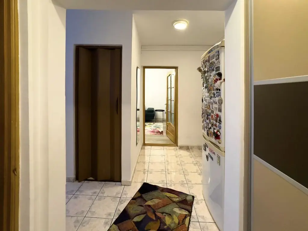 Apartament 2 camere decomandat, renovat,mobilat,utilat,centrala