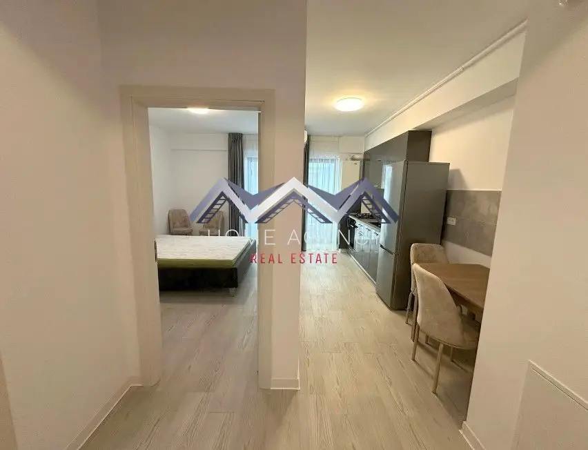 Garsonieră cu bucătărie retrasă | include parcare | Otopeni central