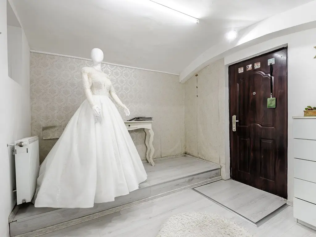 Spațiu comercial cu accesibilitate, str. Bolintineanu, lângă Podgoria