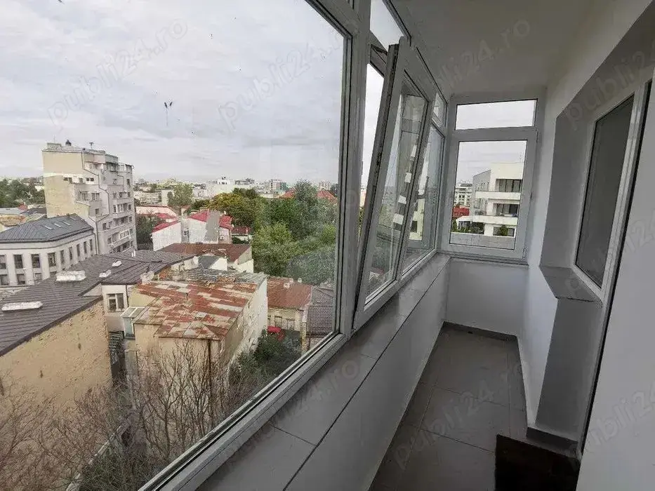 BRASADAS închiriază ap cam etaj 6/8 Bd. UNIRII.