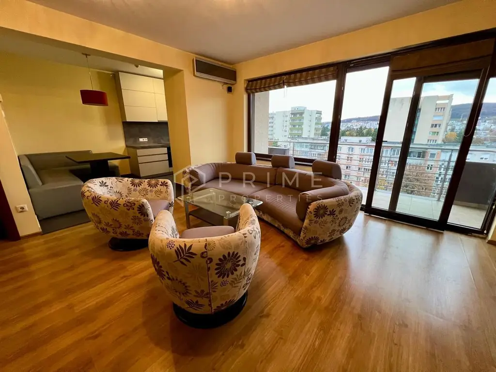 Apartament duplex modern de închiriat, complet mobilat, 4 camere