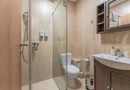 Pensiune Râșnov, 13 camere plus locuință proprietar, zonă Cetate