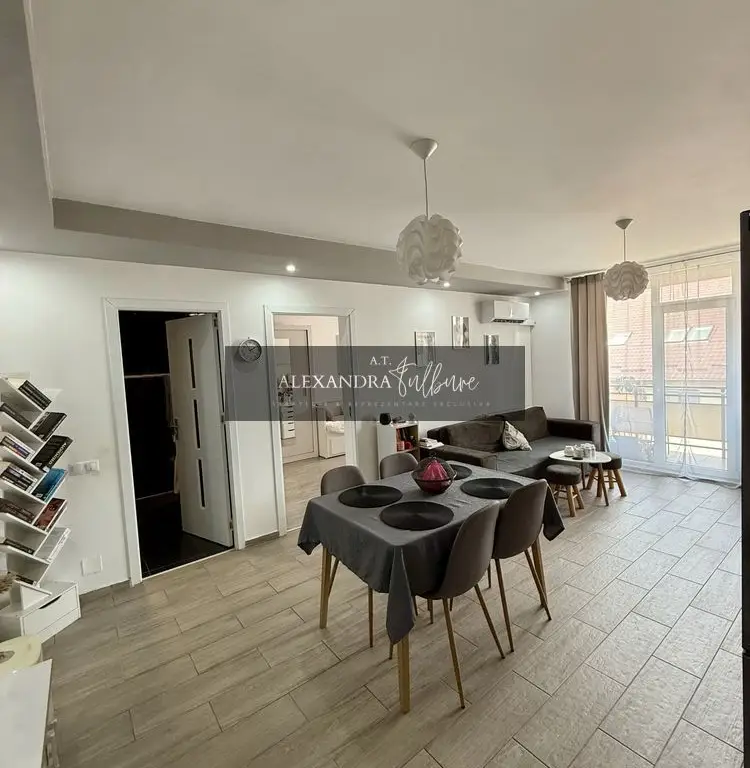 Apartament 3 camere, dressing, balcon, parcare, zona Eroilor