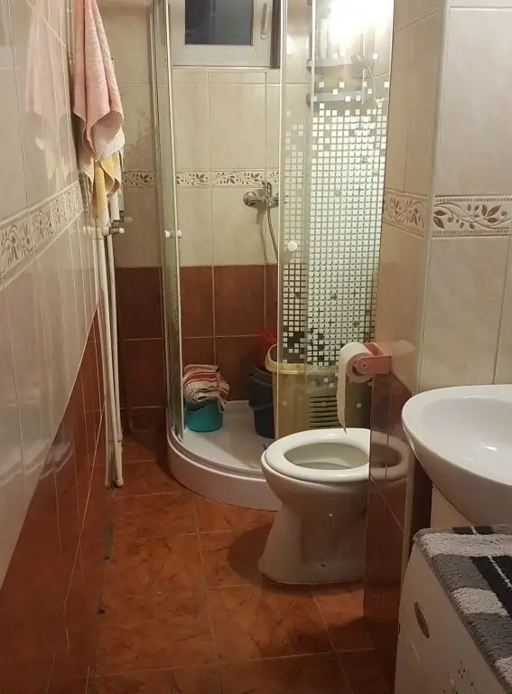 Proprietar vând ap. 4 camere