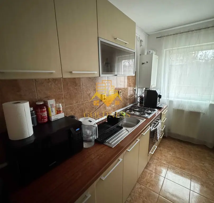 1 camera, Intre Lacuri, Iulius Mall, FSEGA, Teodor Mihali, 18 GYM