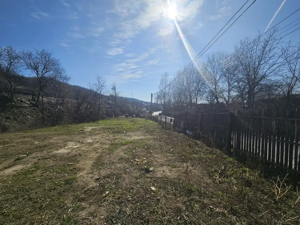 Teren 690 mp, deschidere 50 m, utilități – 1 km Primăria Ștefănești