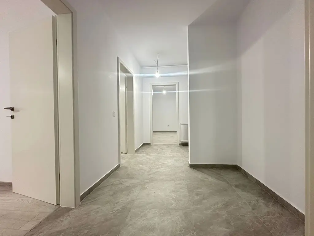 Inchiriere apartament nemobilat Casa Nobel Lângă Coresi