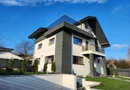 Vindem casă cu terasă lângă hanul Trei Sarmale