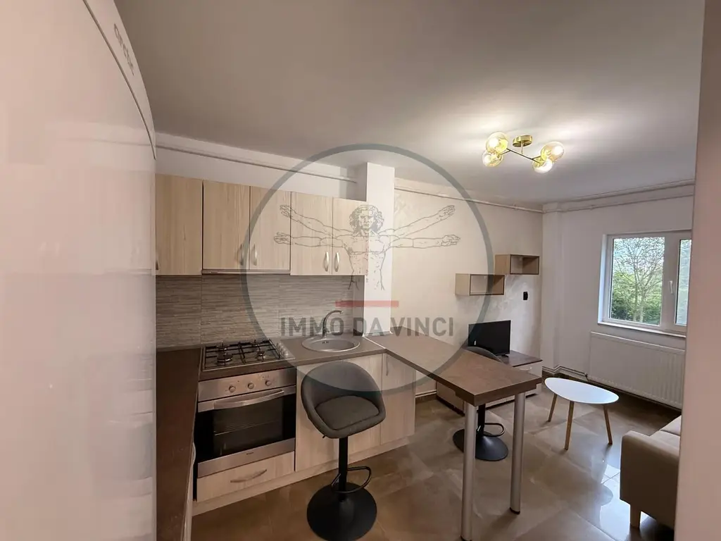 Prima închiriere după renovare totală 2 camere,  Zona Aurel Vlaicu
