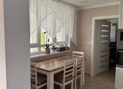 BRASADAS vinde casa 2017 cu 4 dormitoare in zona str. Dara.
