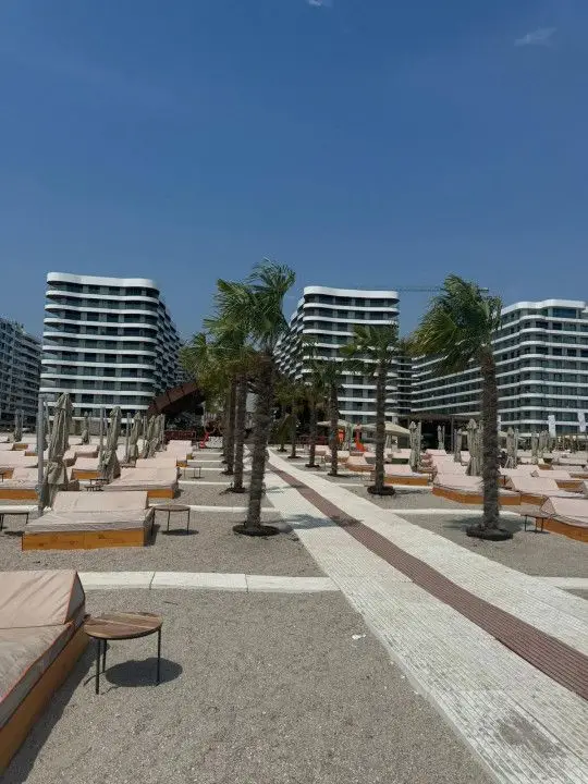 Stațiunea Mamaia - Garsoniera mobilata si utilata complet.