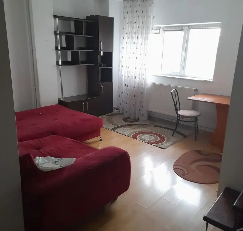 Mansardă de închiriat cu vedere la Dunăre - Micro 21