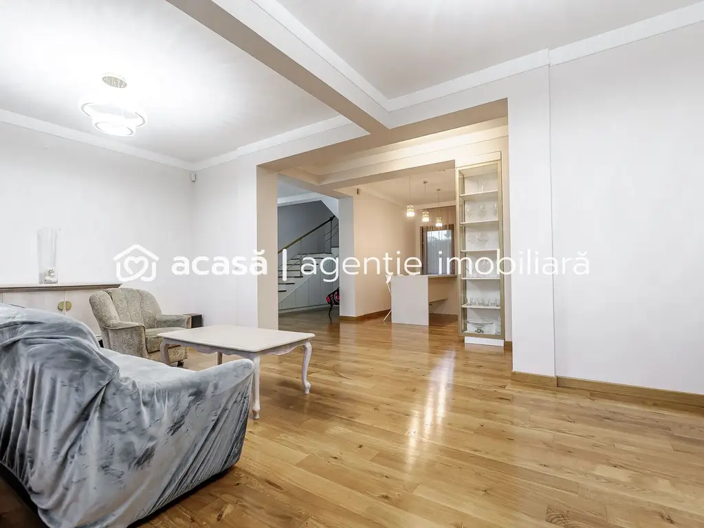 Vilă exclusivistă pe malul Mureșului – design modern si teren generos
