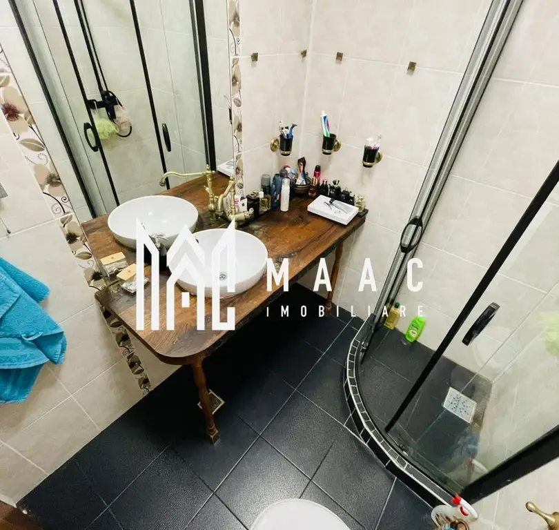 Casă tip înșiruită | 3 camere | 2 băi | | Curte 24 mp | Arhitectilor