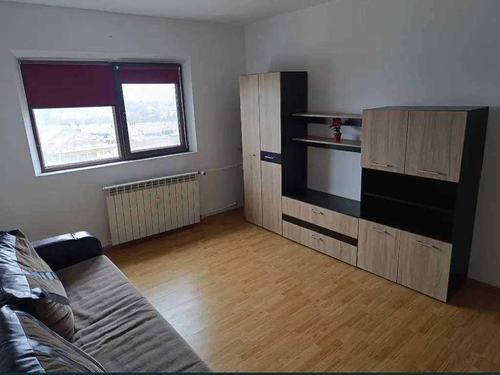 Apartament 2 camere mobilat si utilat zina Energia etaj 4 din 5
