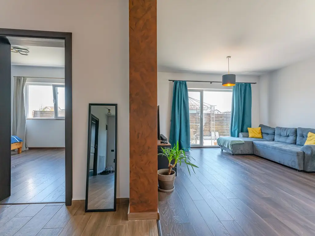Casă Individuală de Închiriat, Încălzire în Pardoseală, Teren 400 mp