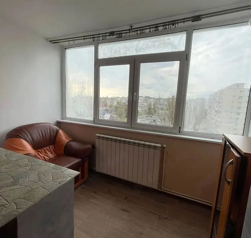 De inchiriat apartament 2 camere Micro 20, zona Hotel Magnus, 350 euro