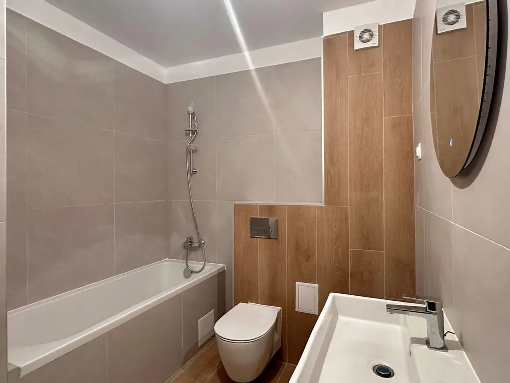 Apartament tip studio cu bucătăria mobilată zona Coresi Brasov