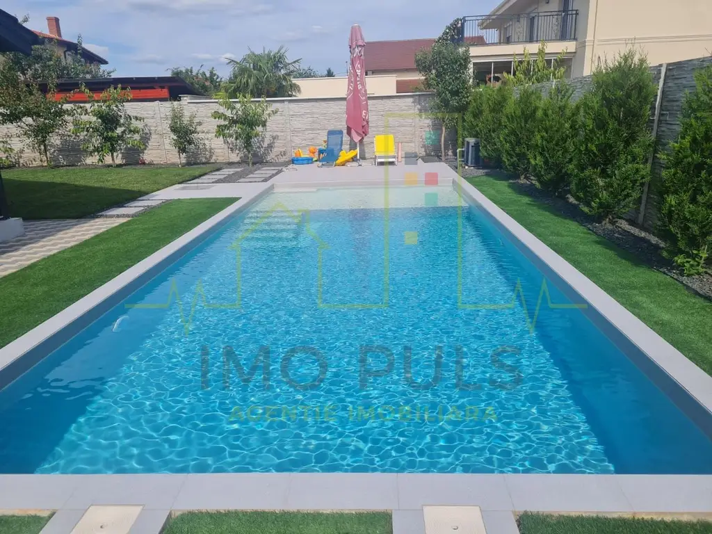 Individuala in Giarmata VII. Piscina. Panouri