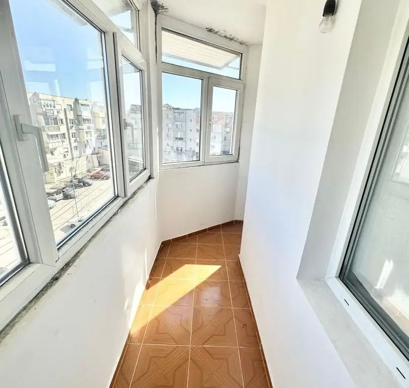 Apartament 3 camere de vânzare – Decebal