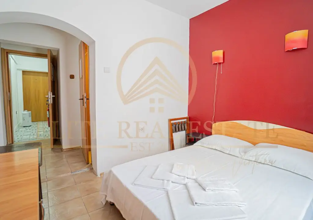 Hotel de vânzare în centrul stațiunii Eforie Sud
