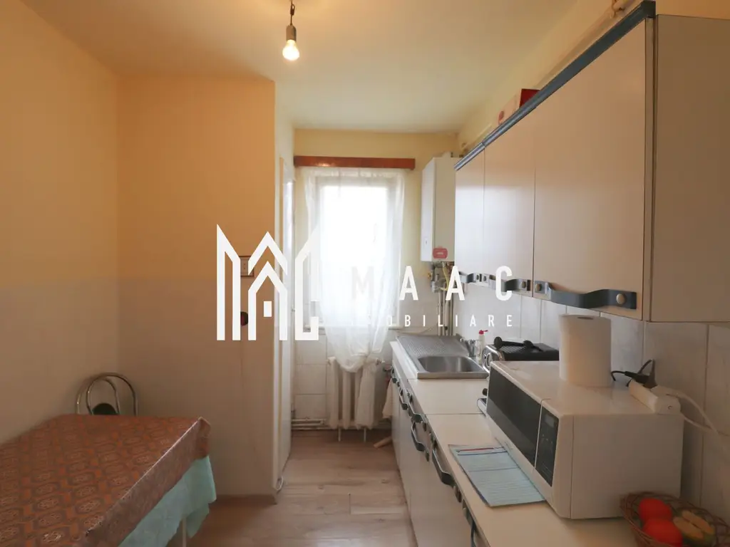 Apartament cu 2 camere | Balcon | Pivnita | zona Vasile Aaron