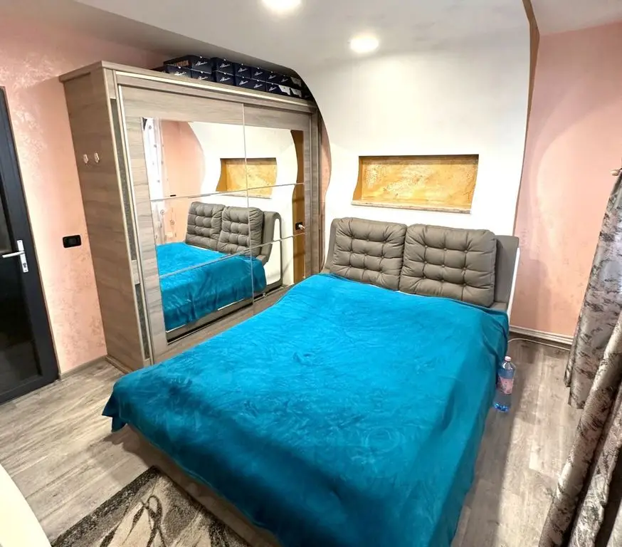 Vanzare - 2 camere, zona Neacsu, Micro 19