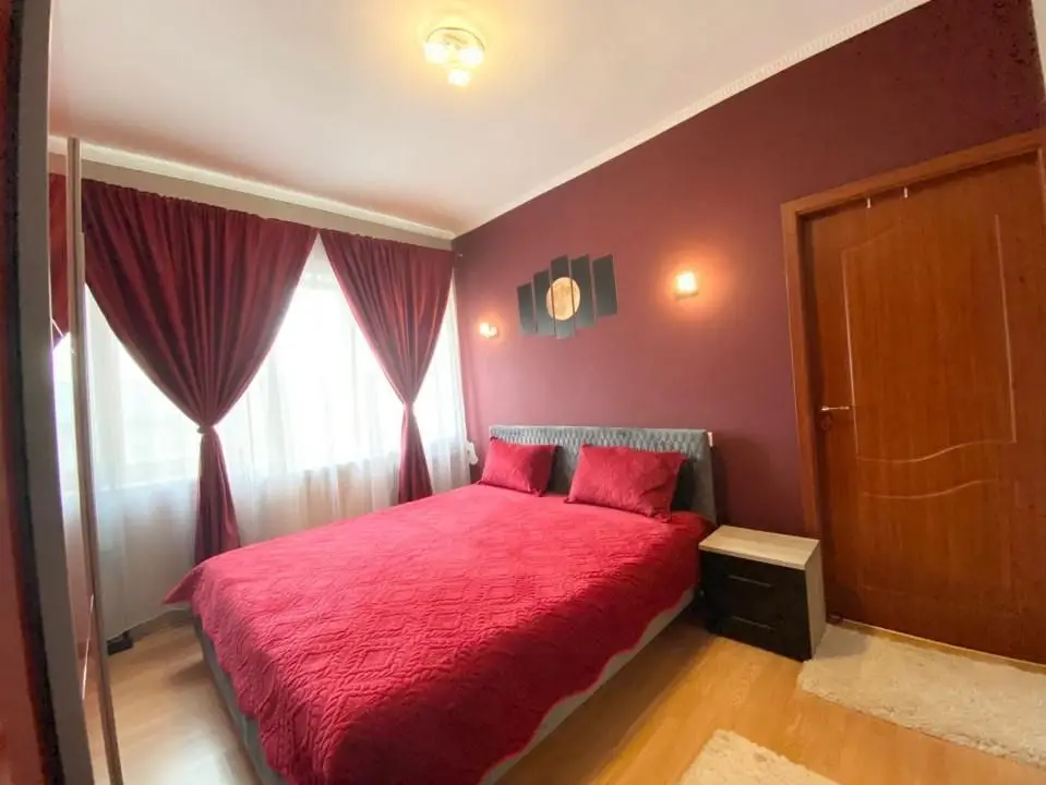 Apartament 3 camere, Gheorghe Doja, Oradea,70 mp. 125 000. Comision 0.