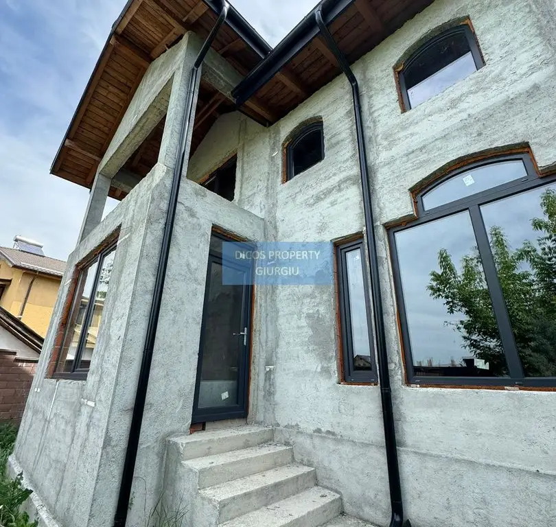 Casă în Construcție – Str. Decebal, Giurgiu