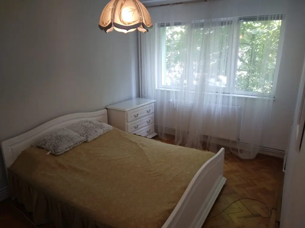 Apartament cu 3 camere de închiriat – Torontalului, Str. Torontalului