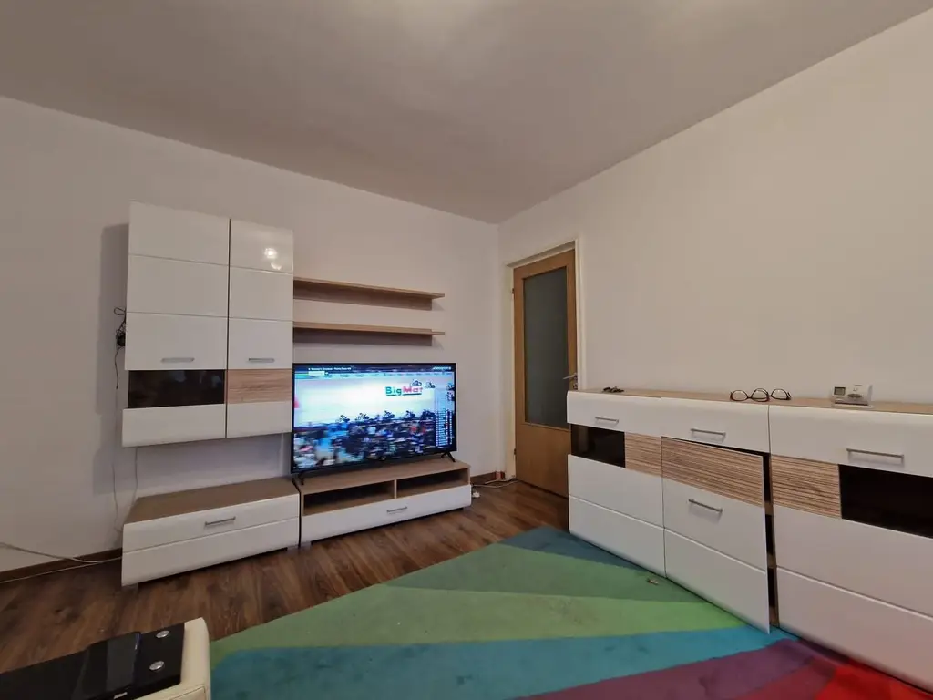 Apartament 3 camere Dna Ghica- centrala proprie