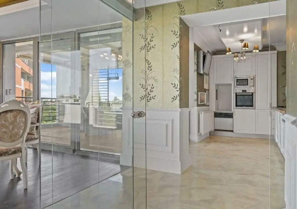 4 Camere Green Lake Sisesti Penthouse