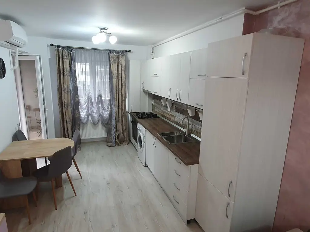 Inchiriez apartament 2 cam rotar park iuliu maniu metrou pacii