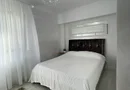 Casă 3 camere 2 băi și curte 75 mp finisată și mobilată lux