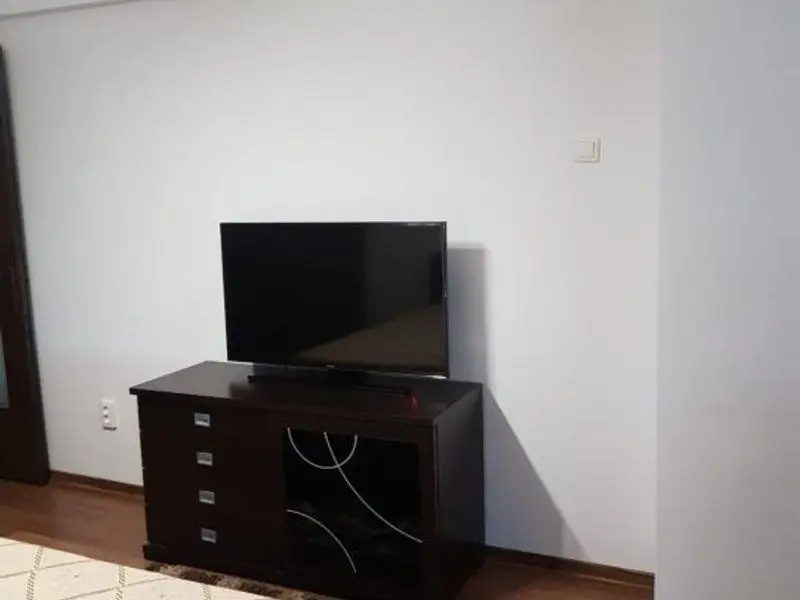 Apartament cu doua camere, mobilat si utilat - Str. Tecuci, T-uri