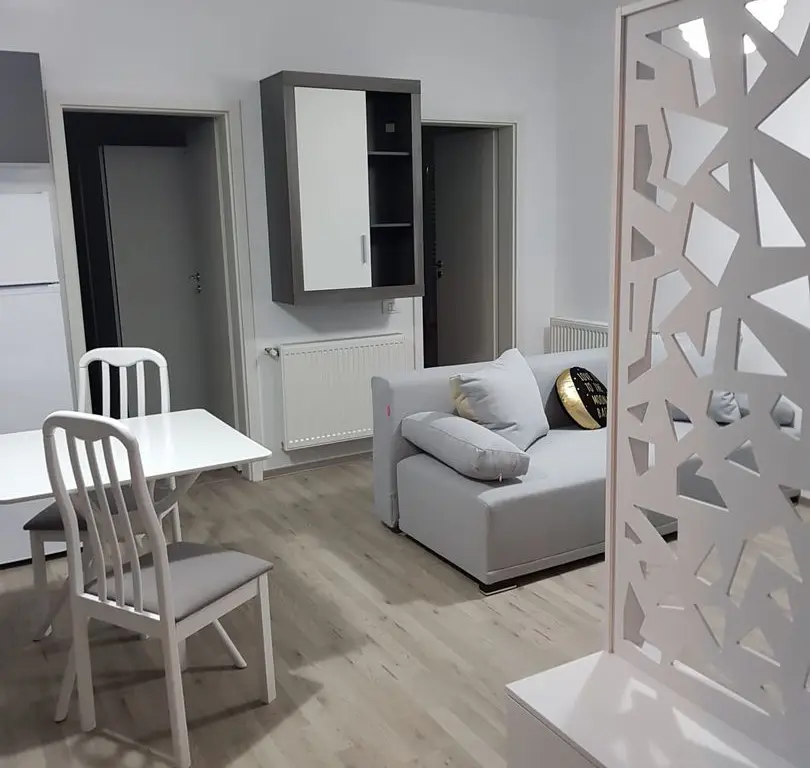 Apartament 2 camere Otopeni central | parter | include parcare