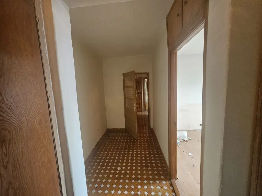 Apartament spațios 3 camere, 2 băi și 2 balcoane – Craiovei, Gh. Doja