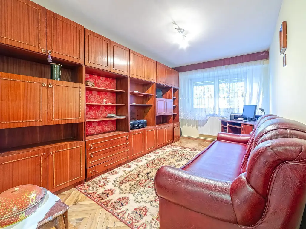 De închiriat apartament 3 camere - tip Samantha - Polivalentă