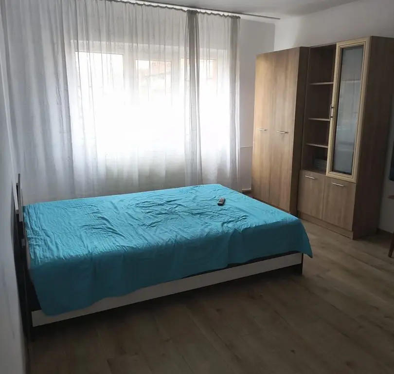 Apartament 3 camere decomandat de închiriat | 75 mp | Renovat | 2 băi