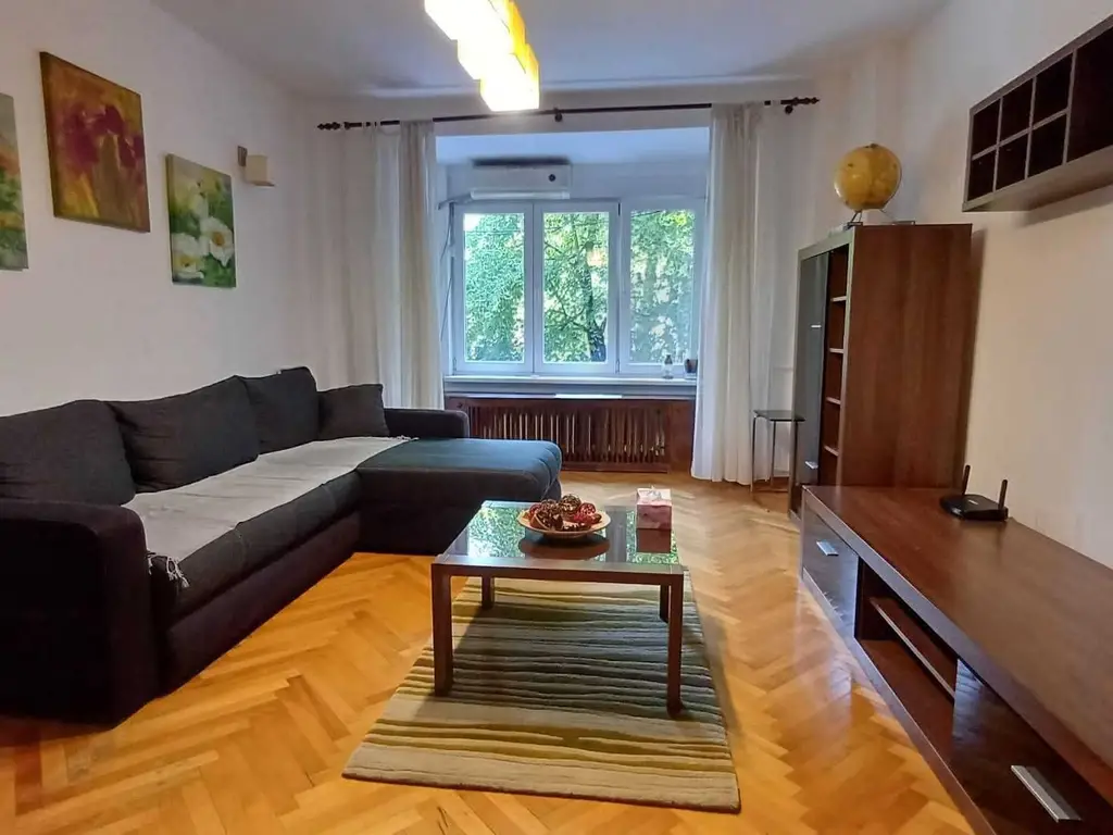 BRASADAS închiriază ap 2 cam etaj 1 Unirii fantani,
