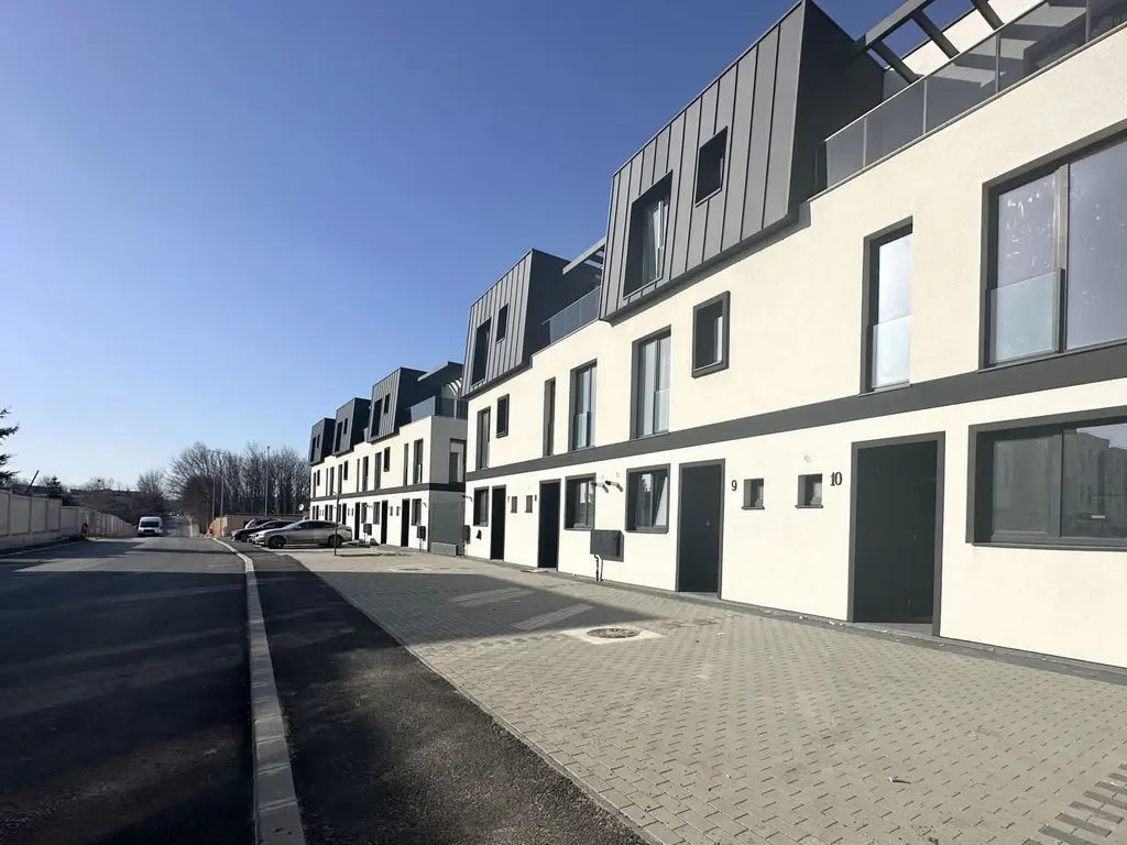 Casa ta ideală în Pipera  Liniște confort și parcare dublă