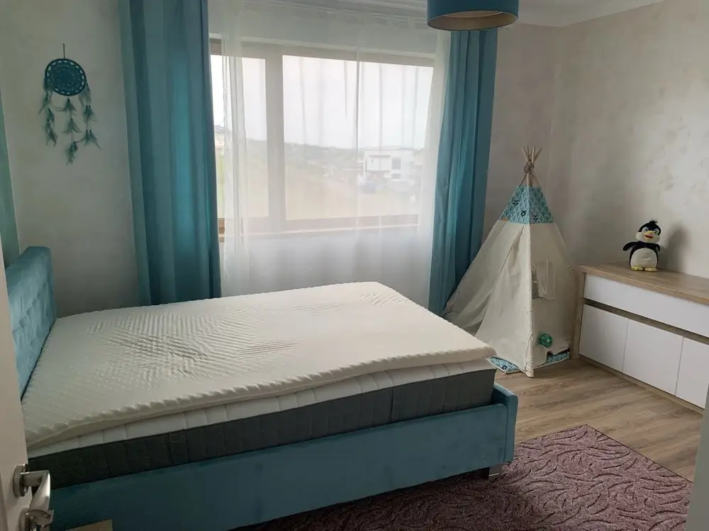 Casa Moara de Vant cu vedere superba spre lac si padure in zona SRU