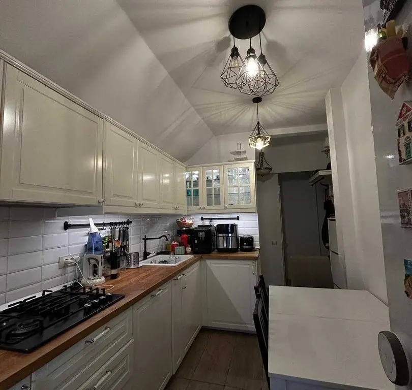 Cotroceni, Apartament 3camere  de vanzare