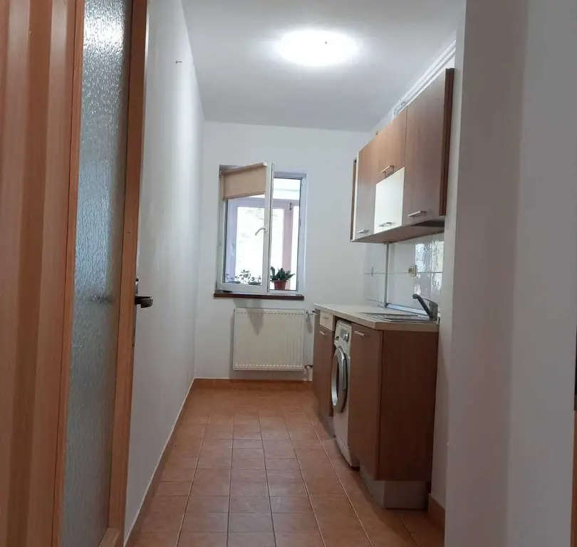 Garsoniera ANL Brâncuși lângă Centrul medical Brâncuși 42mp Etaj1/4