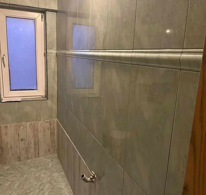 BRASADAS vinde ap cu 4 cam RENOVAT, 106mp, etaj 1 în zona SOARELUI.