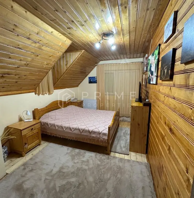 Casă spațioasă de vânzare – Corunca, zona Vatman