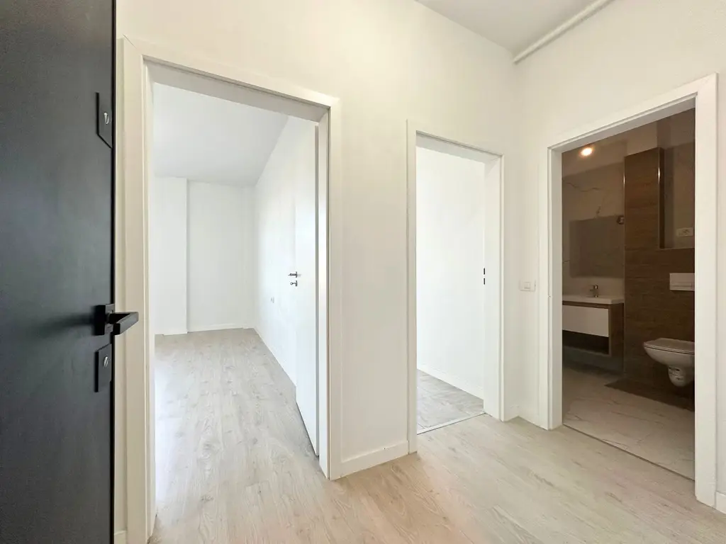 Apartament tip studio de vânzare lângă Paradisul Acvatic cu parcare si boxa