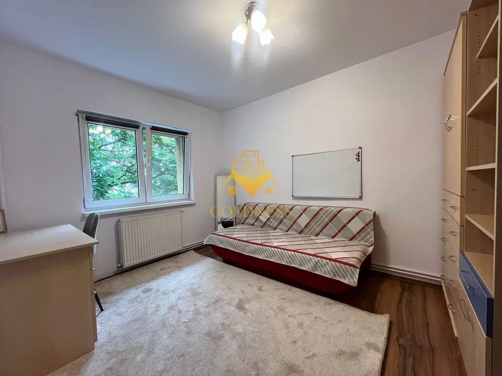4 camere decomandate, Titulescu, Parcare, Gheorgheni, FSPAC,The Office