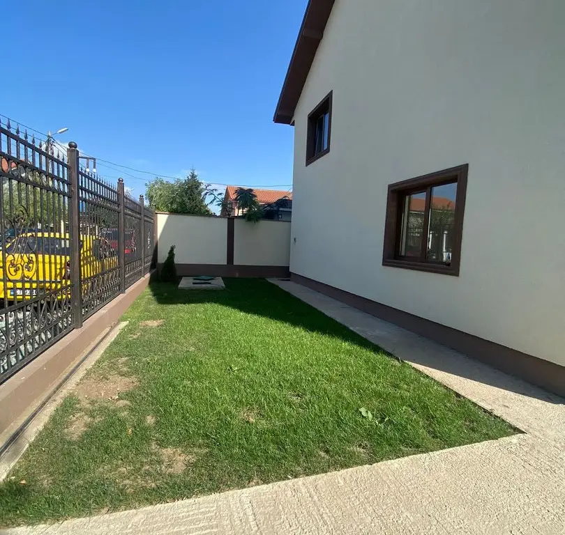 Casa P+1 de vanzare 160 MP An 2023 Predare la cheie Constanta Lumina