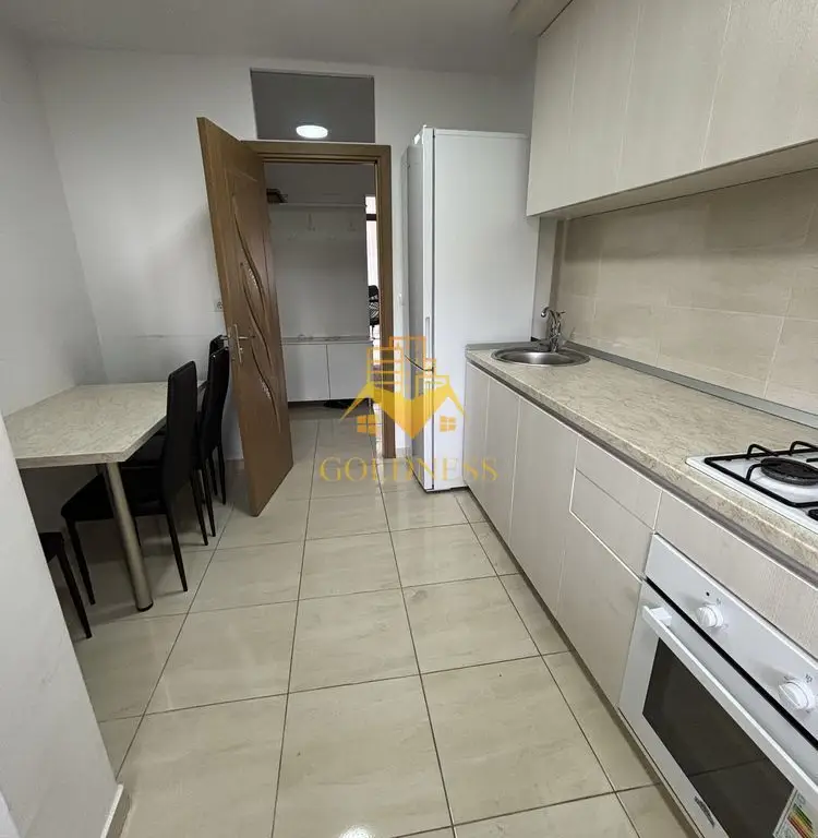 3 camere decomandate, 2 balcoane, Intre lacuri, Aurel Vlaicu, Kaufland